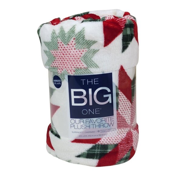 The Big One Oversized Plush Throw Blanket 5' x 6' Christmas Star Patch Quilt - Picture 9 of 9